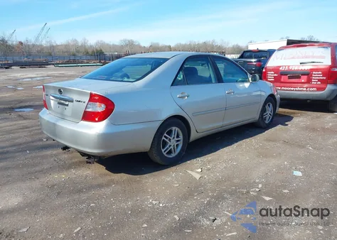 2002 Toyota Camry Le из США, поврежденный, VIN 4T1BE32K52U506649